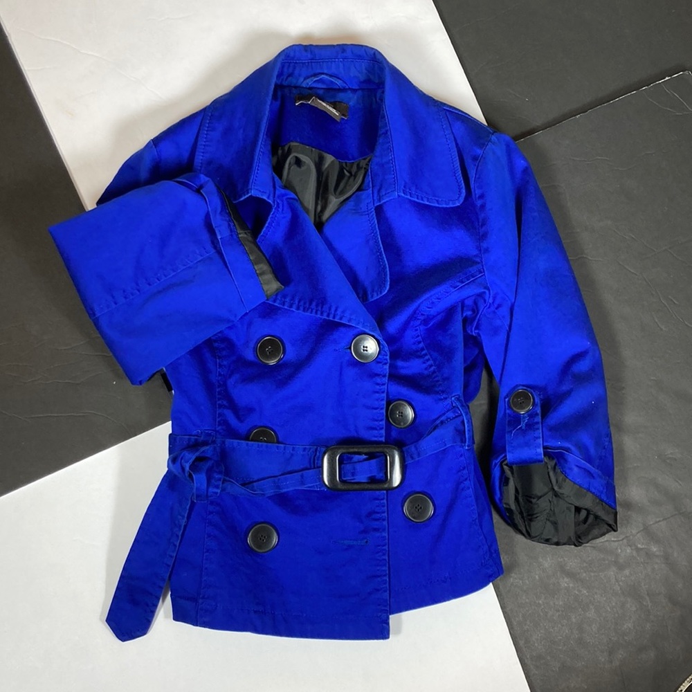 Luii Cobalt Blue Cropped Trench Coat, So Cute!